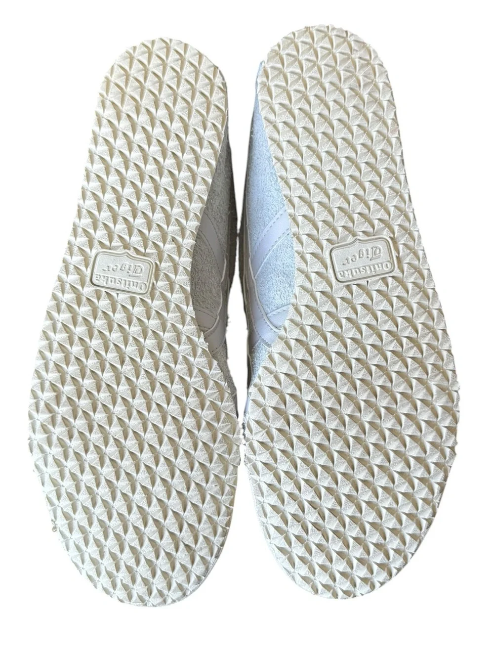 Onitsuka Tiger Mexico 66, Women’s size 9